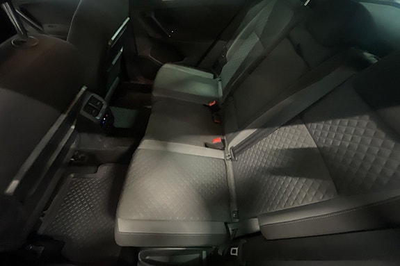 Volkswagen Tiguan 9 of 12
