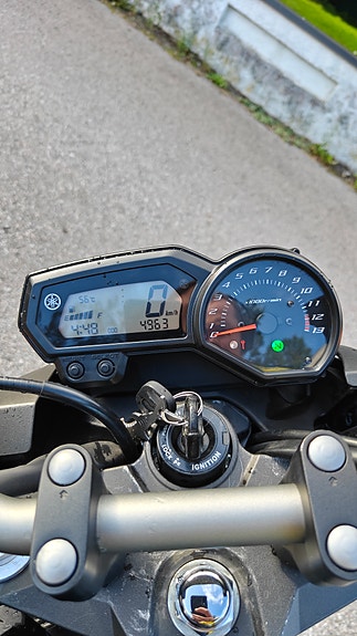 Yamaha XJ6 N ABS 5 of 6