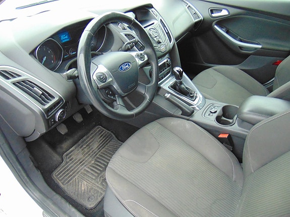 Ford Focus 7 of 10