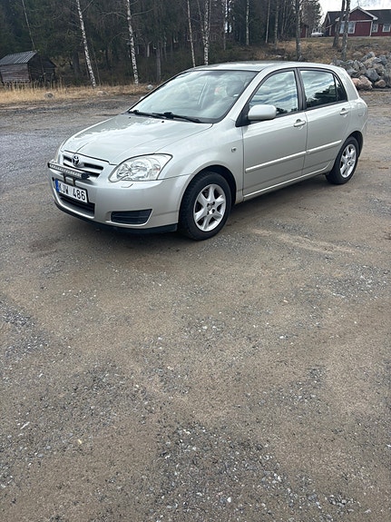 Toyota Corolla 6 of 6