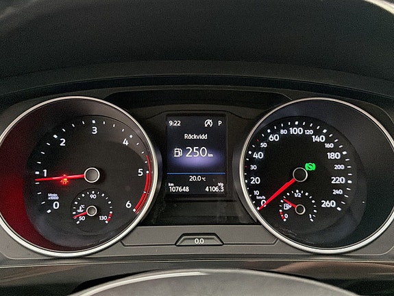 Volkswagen Tiguan 18 of 30