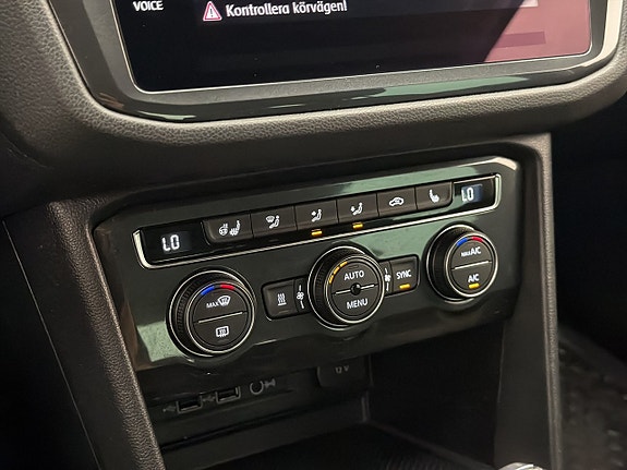 Volkswagen Tiguan 22 of 30