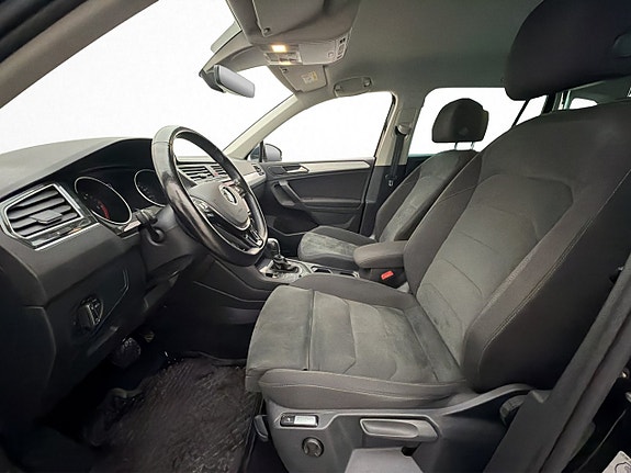 Volkswagen Tiguan 14 of 30
