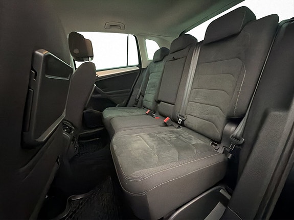 Volkswagen Tiguan 24 of 30