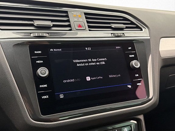 Volkswagen Tiguan 21 of 30