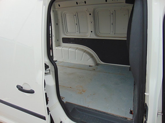 Volkswagen Caddy 9 of 10
