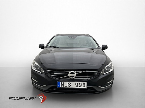 Volvo V60 2 of 30