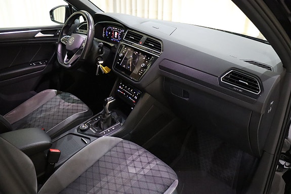Volkswagen Tiguan 28 of 30