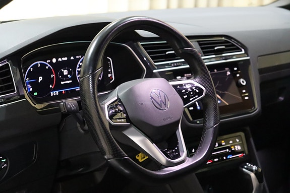 Volkswagen Tiguan 15 of 30