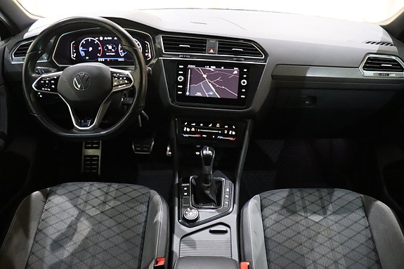 Volkswagen Tiguan 19 of 30