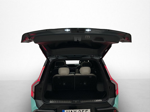 Kia EV9 11 of 30