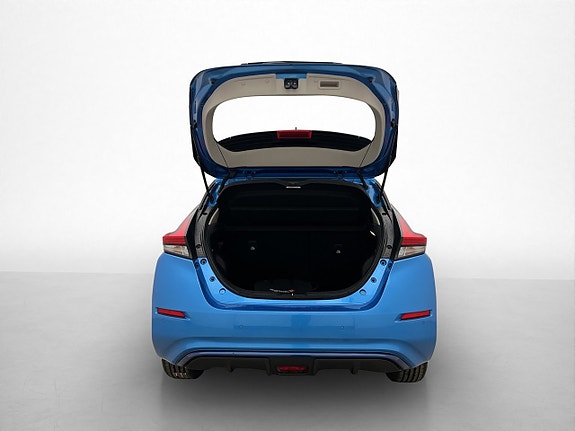Nissan Leaf 28 of 30