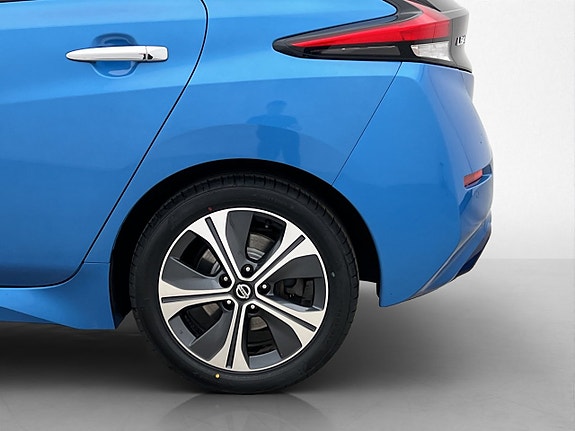 Nissan Leaf 30 of 30