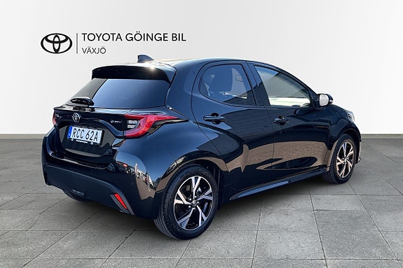 Toyota Yaris 19 of 22