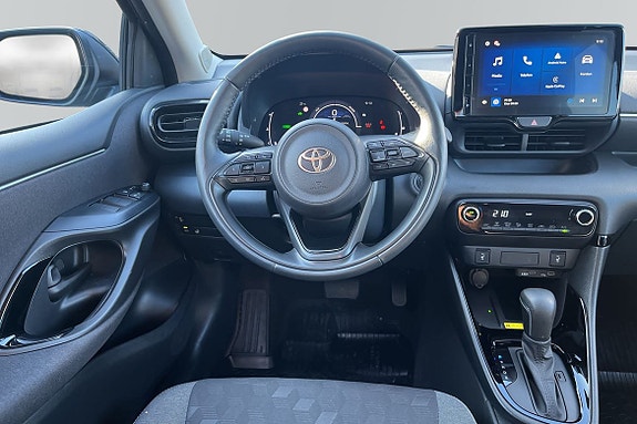 Toyota Yaris 10 of 22
