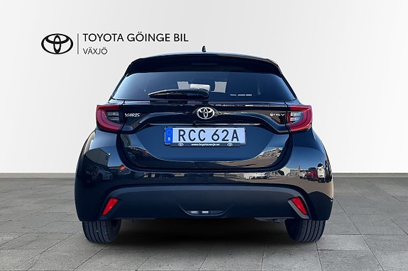 Toyota Yaris 5 of 22