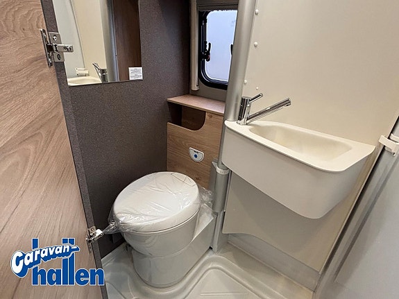 Dethleffs Globetrail 600 DS - Active "Master Class" (Truma diesel 6DE) Vit utv. 20 of 27