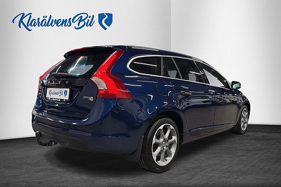 Volvo V60 7 of 16