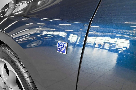 Volvo V60 3 of 16