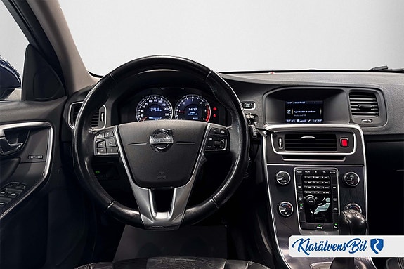 Volvo V60 10 of 16