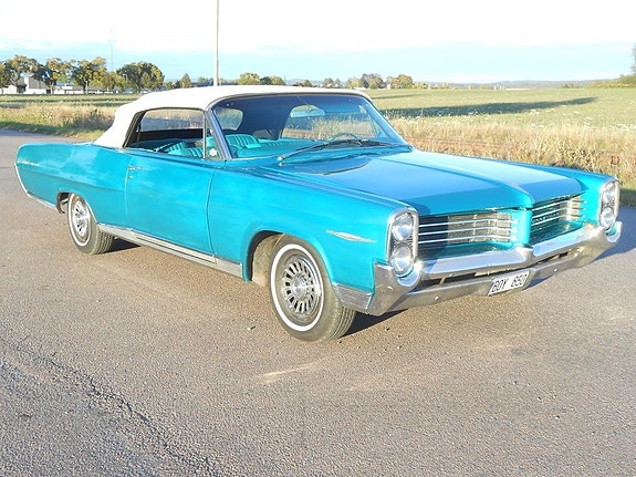 Pontiac Bonneville 4 of 24