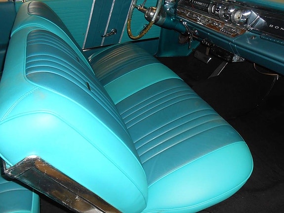 Pontiac Bonneville 12 of 24