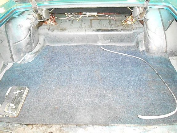 Pontiac Bonneville 26 of 26