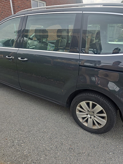 Volkswagen Sharan 5 of 6