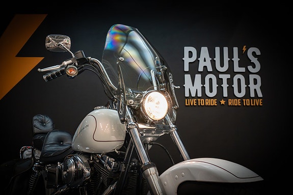 Harley-Davidson Dyna Wide Glide (FXDWG) 10 of 19