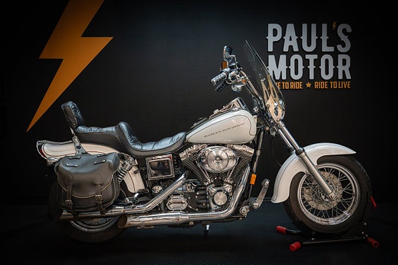 Harley-Davidson Dyna Wide Glide (FXDWG) 3 of 19