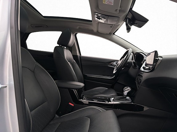 Kia XCeed 24 of 30