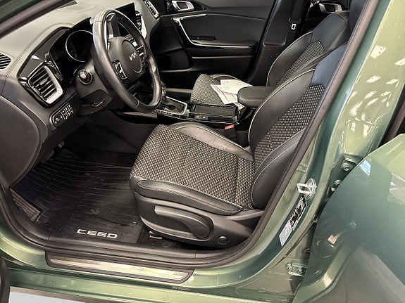 Kia Ceed 8 of 15