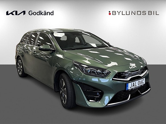 Kia Ceed 3 of 15