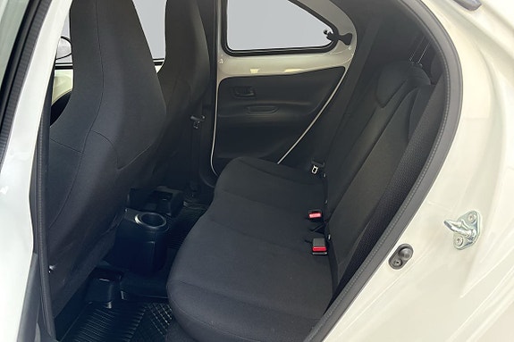 Toyota Aygo X 12 of 20