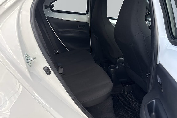 Toyota Aygo X 8 of 20