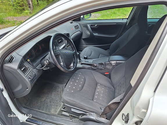Volvo V70 11 of 11