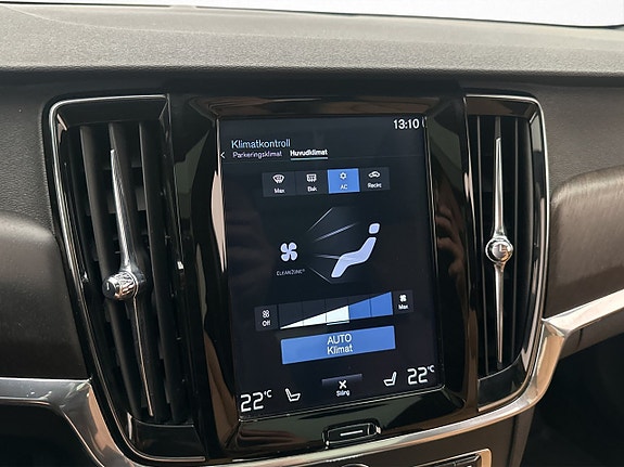 Volvo V90 Cross Country 20 of 30