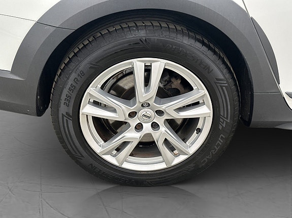 Volvo V90 Cross Country 29 of 30