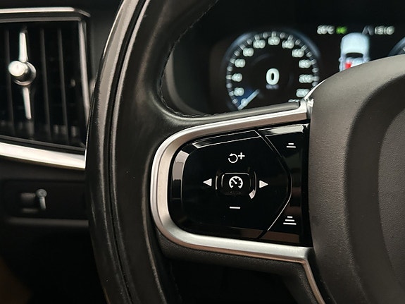 Volvo V90 Cross Country 26 of 30