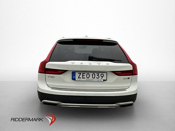 Volvo V90 Cross Country 5 of 30