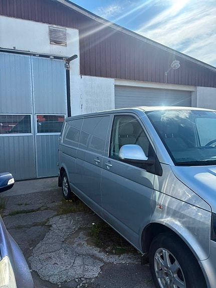 Volkswagen Transporter 6 of 9