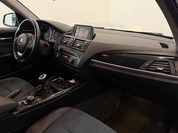 BMW 118d 9 of 13