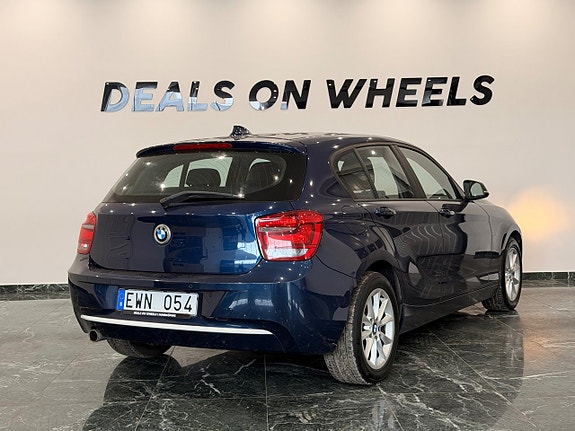 BMW 118d 5 of 13