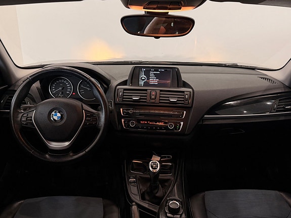 BMW 118d 8 of 13