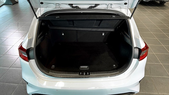 Kia Ceed 5 of 11