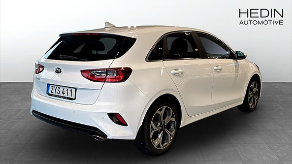 Kia Ceed 3 of 11