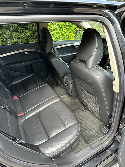 Volvo XC70 6 of 7