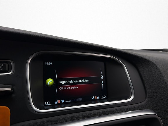 Volvo V40 18 of 27