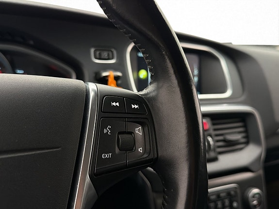 Volvo V40 20 of 27