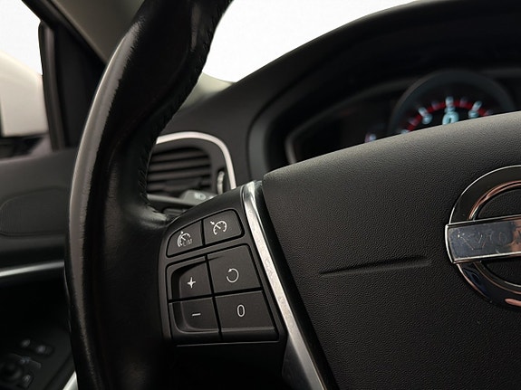 Volvo V40 22 of 27